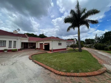 3 Bedroom Flat & Apartment