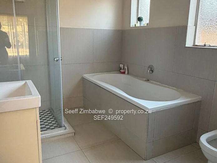 Spacious 4-Bedroom Cluster Unit in Marlborough Mews