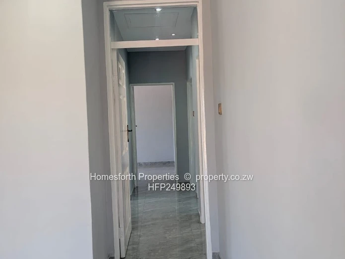 3 Bedroom House For Sale In Rainham Park