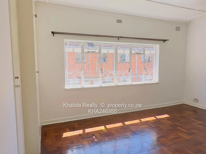 Avondale Flat for rent