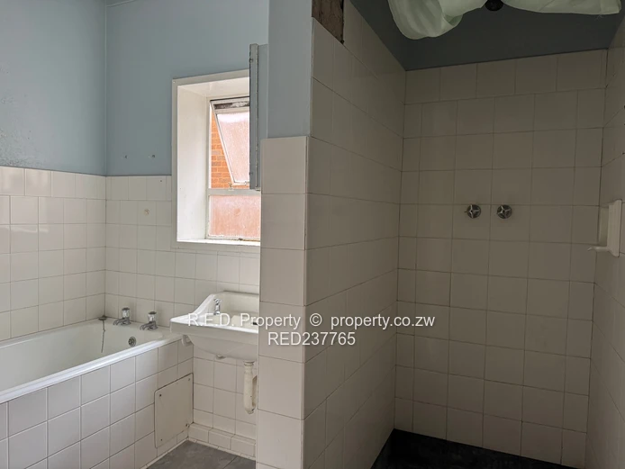 Prime-positioned one-bedroom flat in the CBD