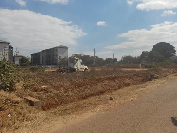 Commercial & Industrial Land
