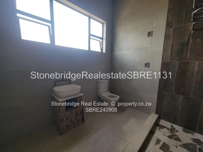 Modern 3 Bedroomed house in Hopelyn for sale