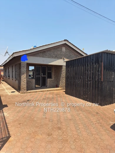 Spacious 5-Bedroom Home in Aspindale Park, Harare West!