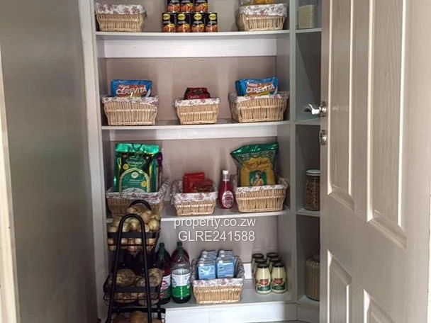 *_Westgate Sandton 5 Bedroomed House For Sale