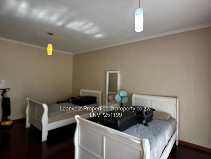Harare Upper Avenues Neat Duplex Garden Flat For Sale