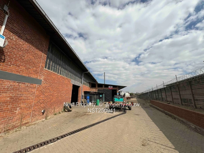 Prime Warehouse With Extensive Office Facilities