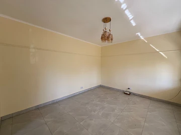 2 Bedroom Flat & Apartment