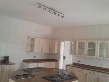 5 Bedroom Townhouse Complex