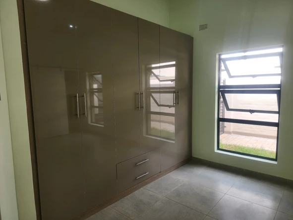 3 Bedroom Garden Flat