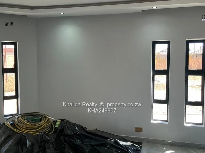 Recently Built & Ready for Occupation, 3 bedroom family home in Rainham Park Gated Community.