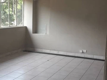 3 Bedroom Flat & Apartment