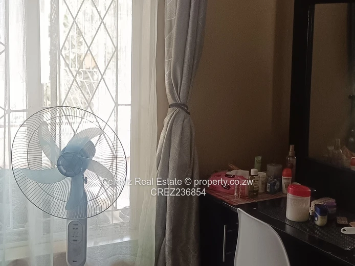 Chadcombe garden flat to rent