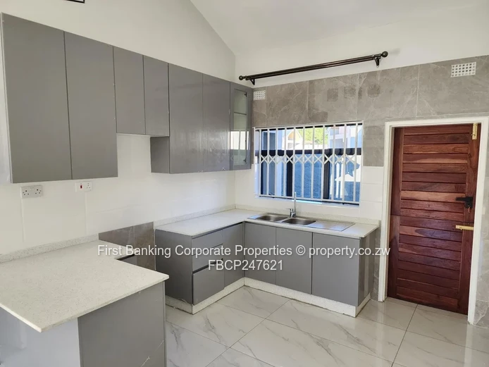 Modern Sleek 2-Bedroomed Garden Flats in the Heart of Alex Park