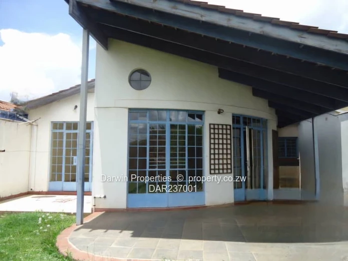 Well Positioned Cluster With Upgrade Potential Or Immediate Rental Income