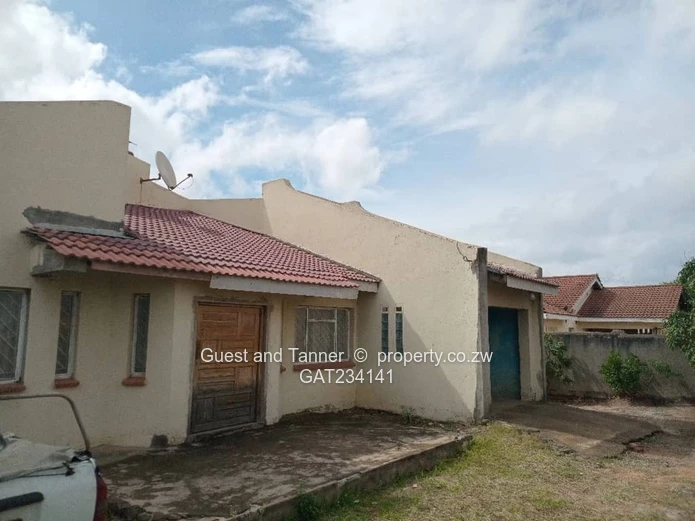 3-bedroom house in Zimre Park near Harare
