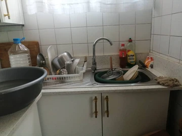 2 Bedroom Flat & Apartment