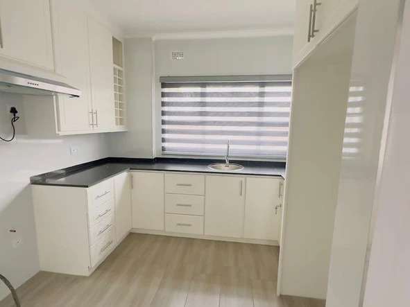 3 Bedroom Flat & Apartment