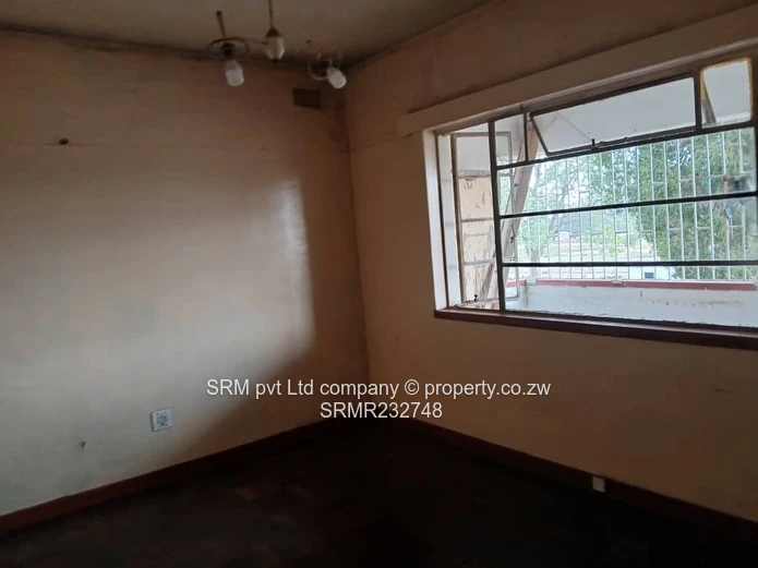 A 2 bedroomed flat to let in Mabelreign 