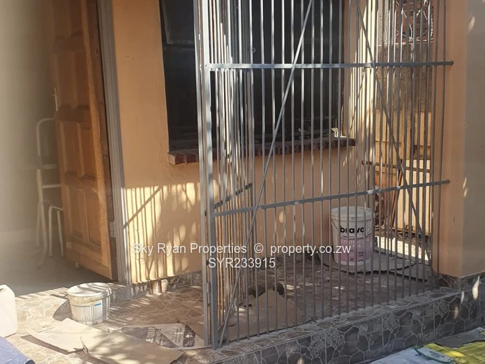 Warren Park 1 House For Sale