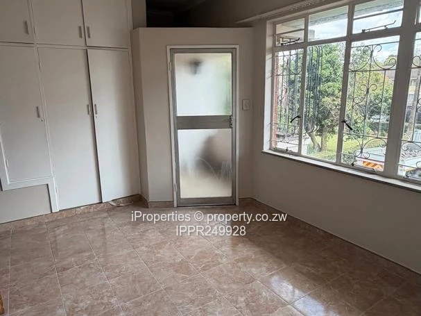 3-Bedroom Duplex with Private Garden 