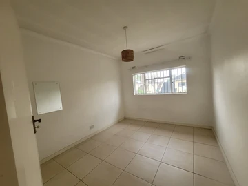 3 Bedroom Garden Flat