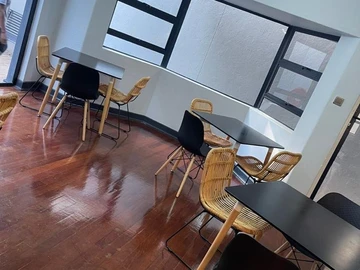 3 Bedroom Flat & Apartment