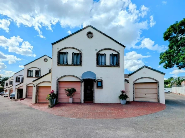 3 Bedroom Townhouse Complex