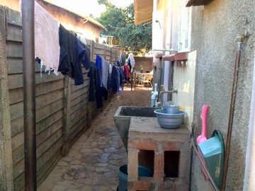 Dzivarasekwa extension house with 3 bedrooms MES, lounge, Kitchen ,tiled ,Walled and  gated on 300sq