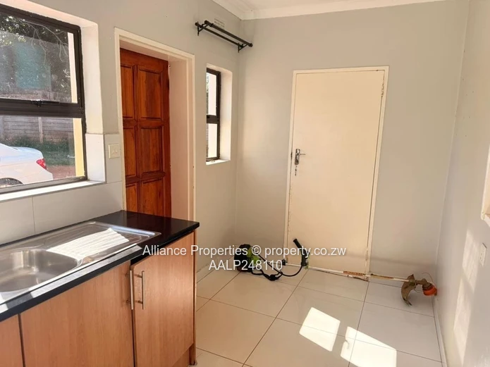 4-Bedroom Morden House for Rent  Bluffhill Opposite American Embassy