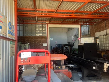 Warehouse & Factory