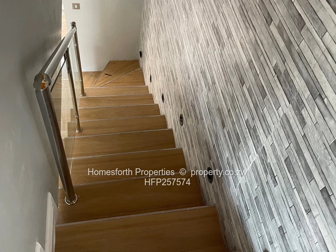 Spacious 6-Bedroom Double-Storey Home For Rent – Arlington Estate