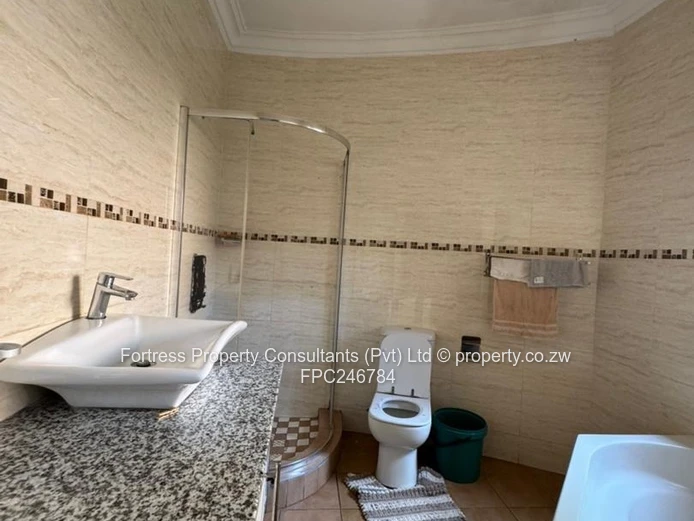 Hogerty Hill: 6-Bed Mansion — luxury gated community 