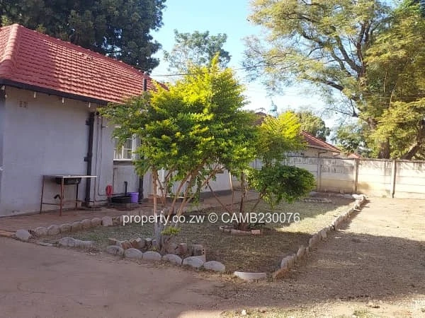 MABELREIGNHOUSE FOR SALE [meyrick park,close to sherwood golf club]