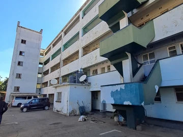 Flat & Apartment