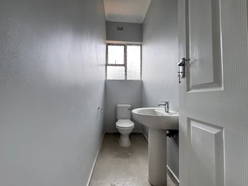 3 Bedroom Garden Flat