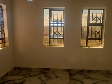 3 Bedroom Flat & Apartment