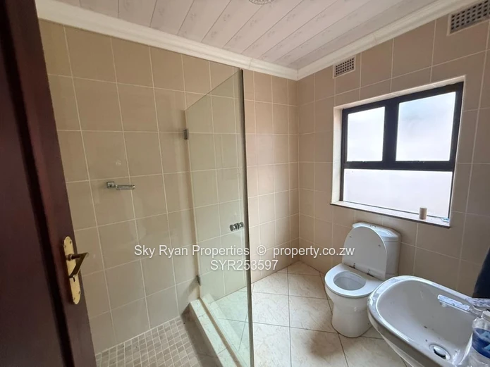 Umwinsdale Luxury Estate For Sale 