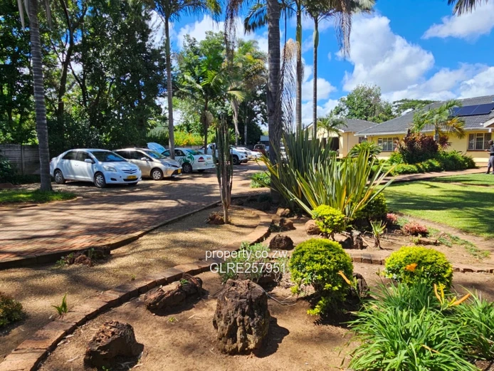 Vainona 3-Bed Home on 2000m² with Borehole & Lapa