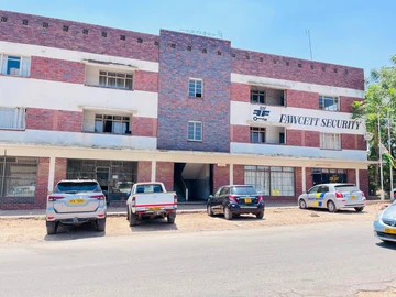 12 Bedroom Flat & Apartment