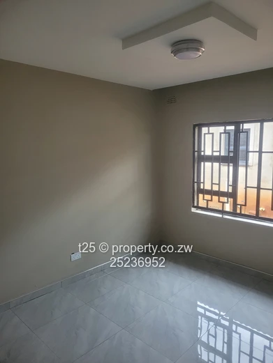 Glaudina 2 Bedroom Wing to Rent