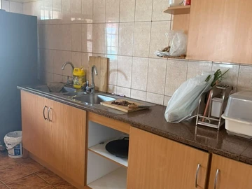 3 Bedroom Flat & Apartment