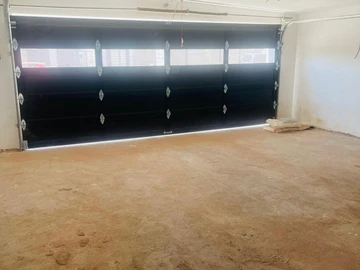 3 Bedroom Flat & Apartment