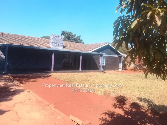 Solid neat family home!!!