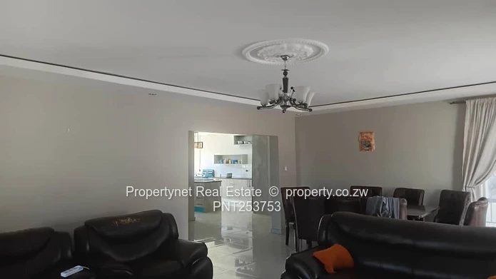 Solid neat family home!!!