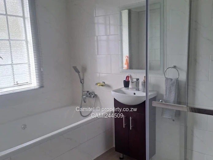 Fully Furnished 4BR Home in Borrowdale Brooke - Borehole