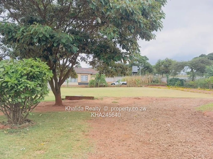 Gletwin Stand With A 3 Bedroomed Cottage For Sale