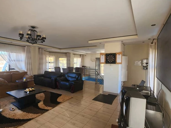 7 Bedroom House