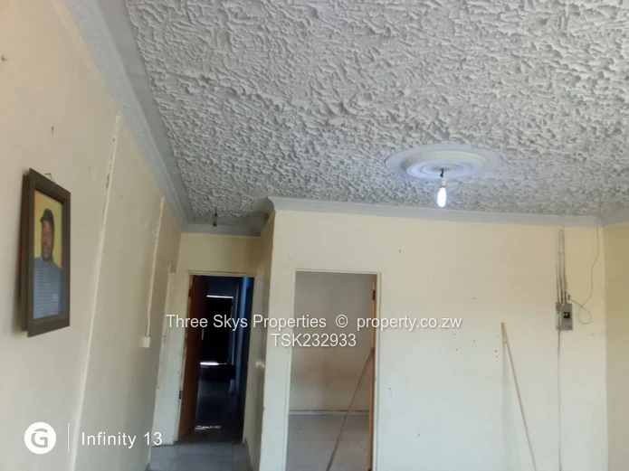 Mufakose House For Sale 