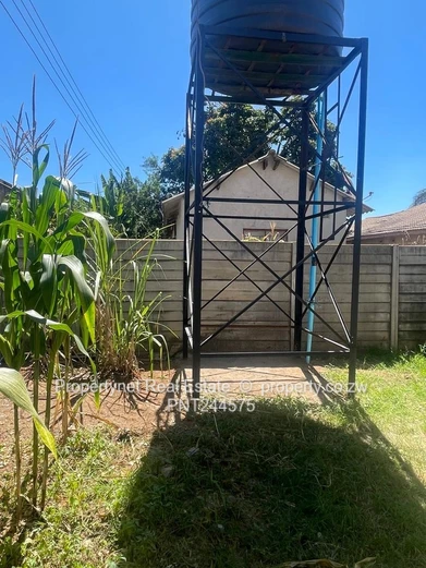 Solid neat family home!!!